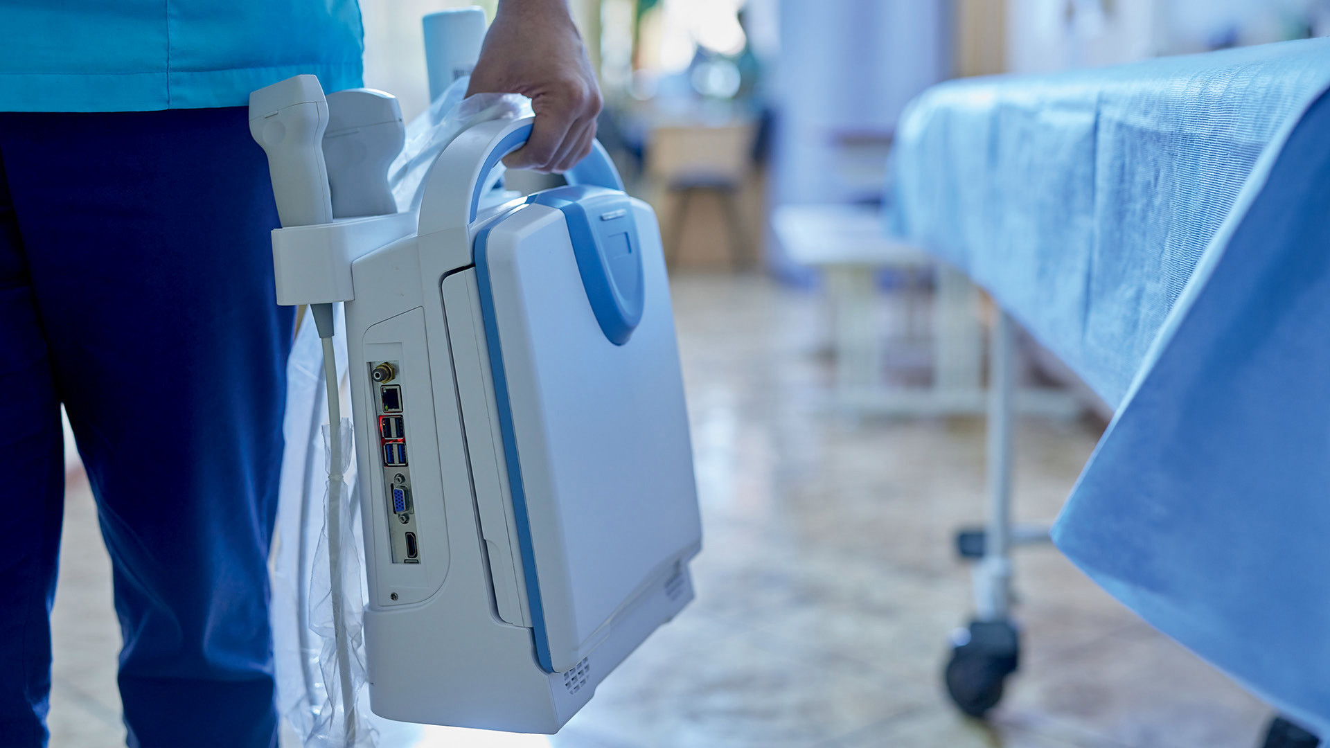 Real-Time Ultrasound Imaging Enhances High-Stakes Surgical Decisions
